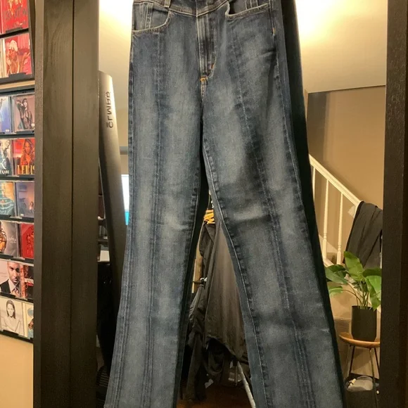 (Lori)Joe's Jeans Classic Blue Straight Leg Denim - Picture 2 of 9